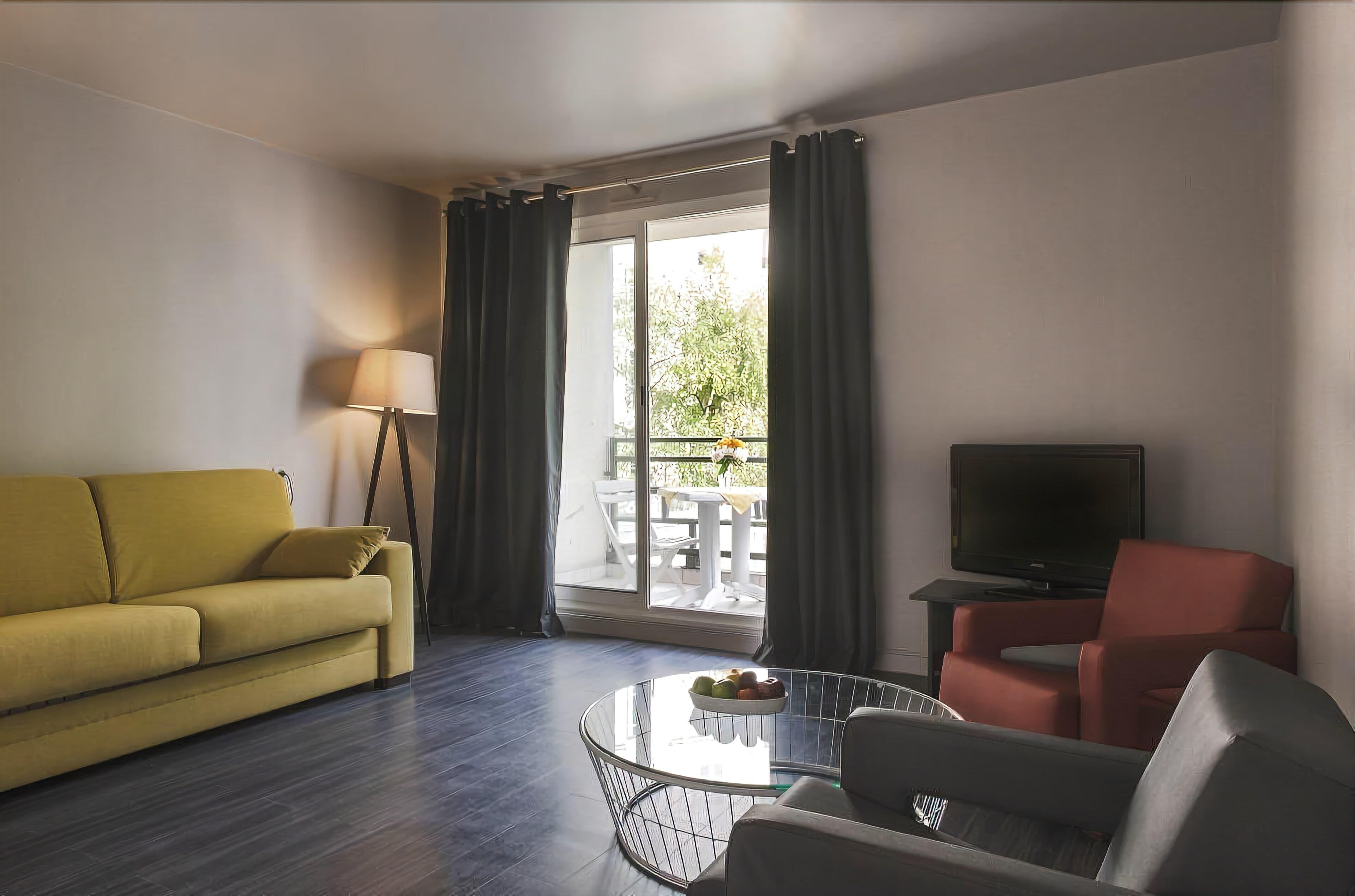 Aparthotel Pepper & Paper 4*