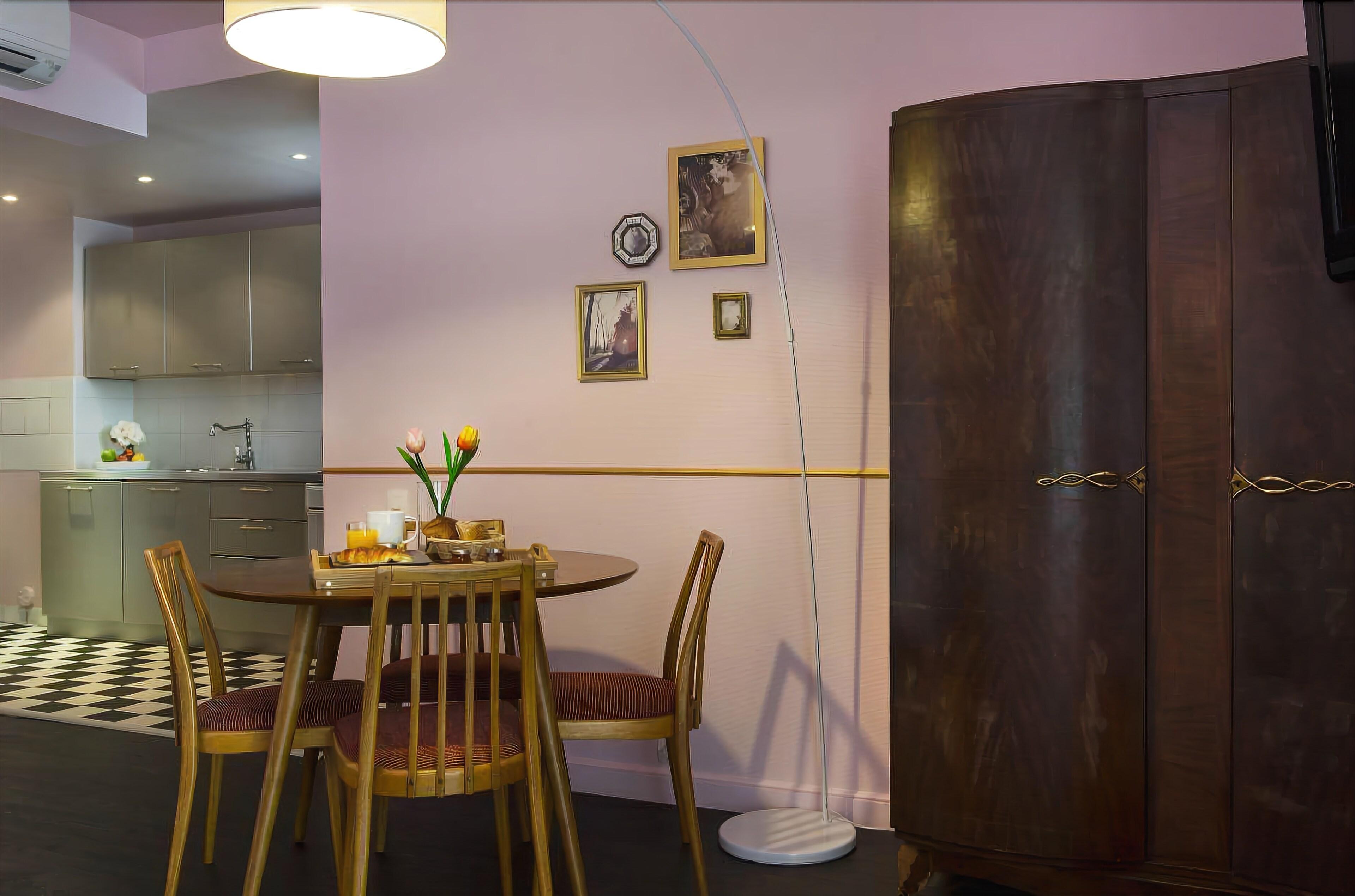 Pepper & Paper Aparthotel 4*