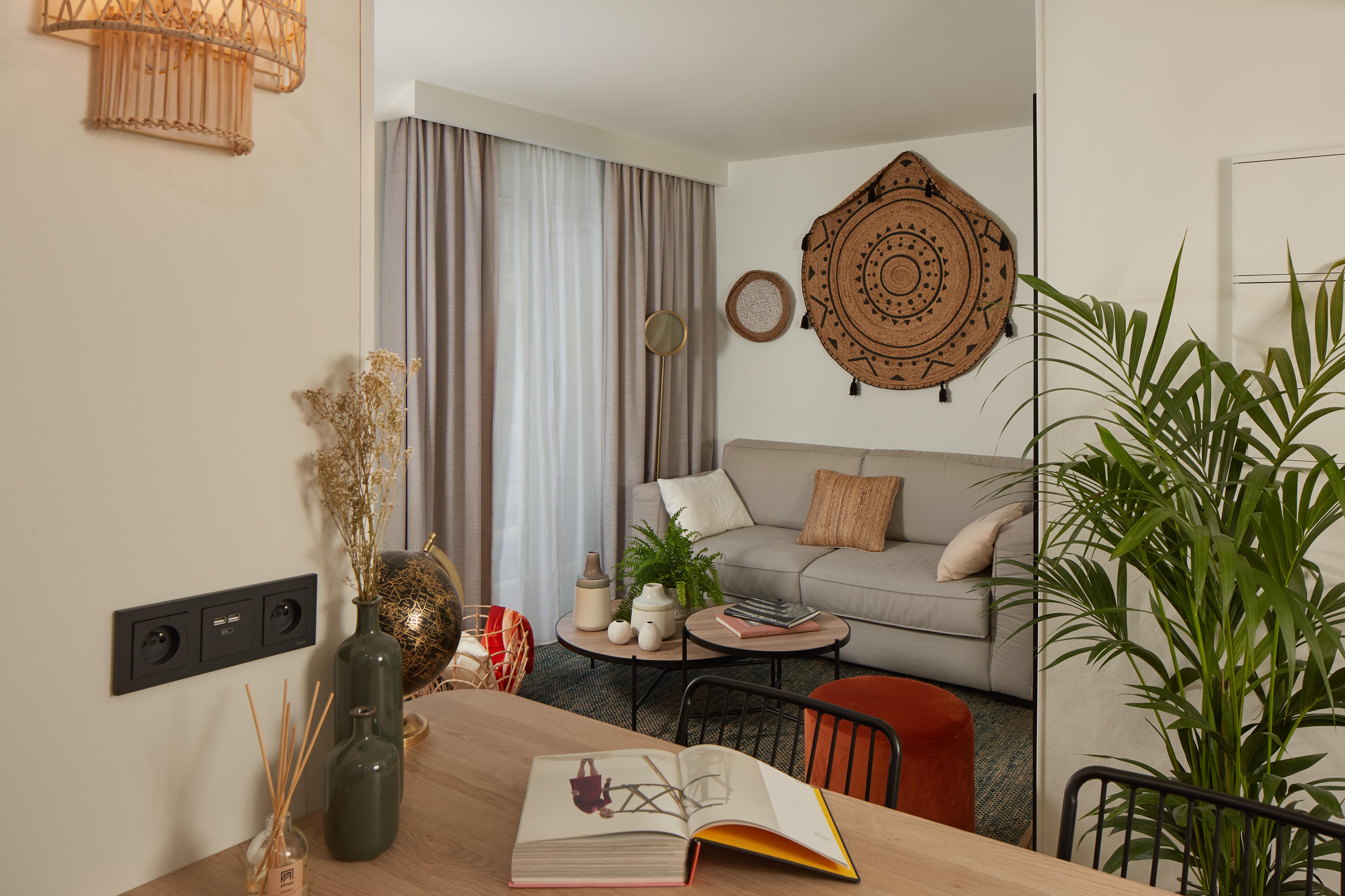 Pepper & Paper Aparthotel 4*